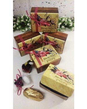 kg24 candy box Vintage Roses