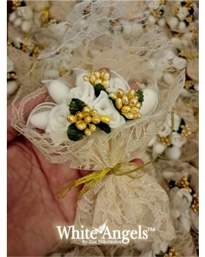 WA23 ανθοδέσμη με τριαντάφυλλα και περλίτσες